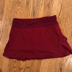 Red lululemon athletic skirt